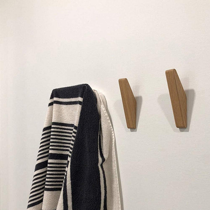 Skanto | Skanto Nordhaak Garderobenhaken-Set – 6 minimalistische Kleiderhaken aus Massivholz