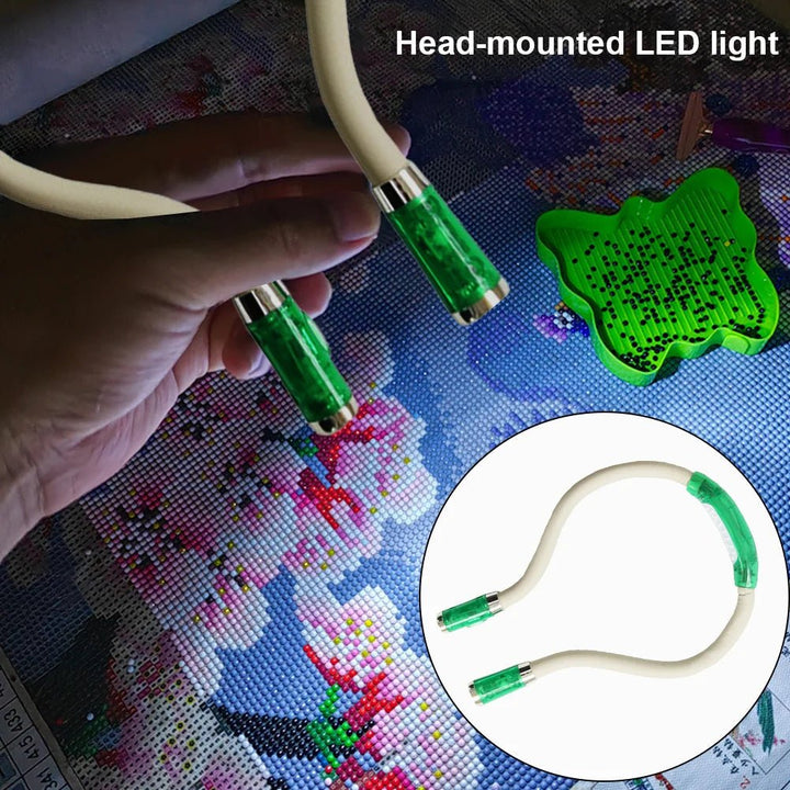 Skanto | FlexiGlow – Flexible LED-Nackenlampe zum Stricken, Basteln & Lesen