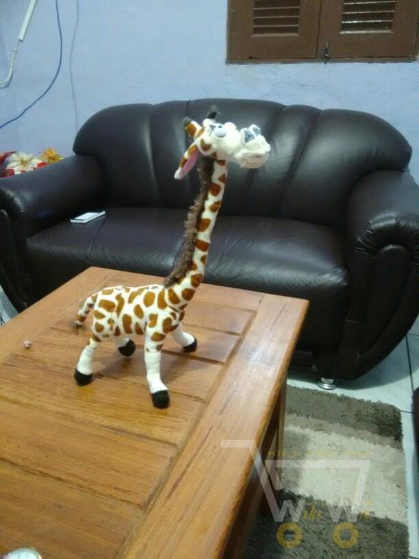 Skanto | Giraffen-Plüschtier