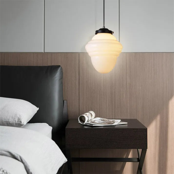 LumiNéo – Moderne geometrische Pendelleuchte aus Milchglas