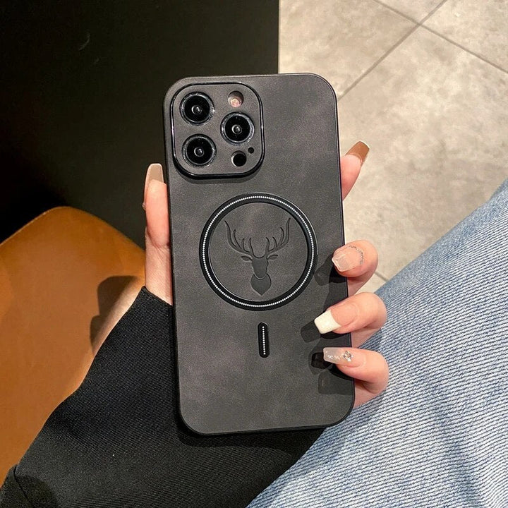 Skanto | Luxuriöse Hirschleder Apple iPhone Hülle | Magnetische Handyhülle, Kabellose Hülle, MagSafe, Kabelloses Laden, Schutzhülle, Cover für iPhone 15, 14, 13 Pro Max Plus