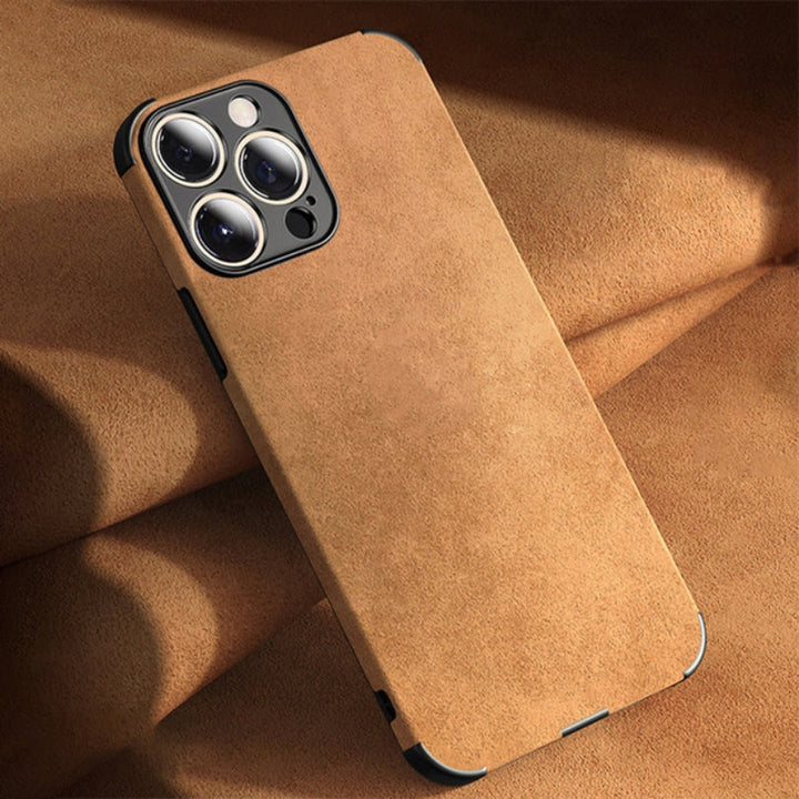 Skanto | iPhone Hülle im Alcantara-Look – Eleganter Schutz für Ihr Gerät