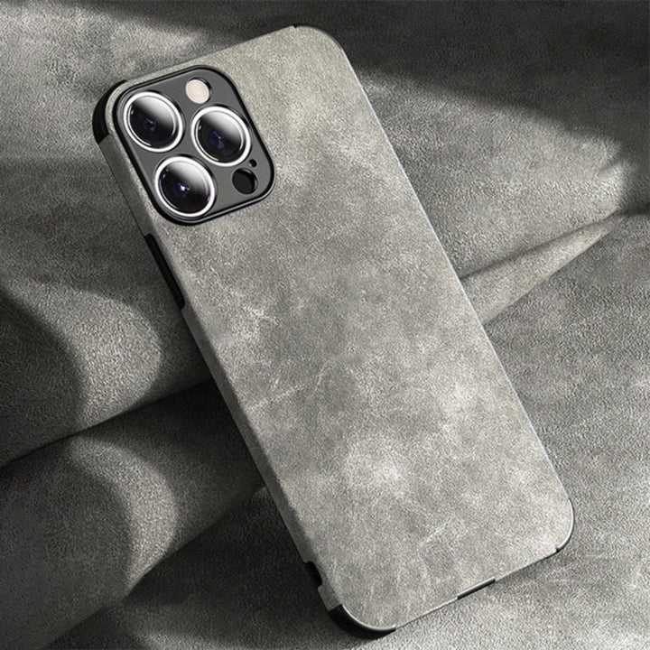 Skanto | iPhone Hülle im Alcantara-Look – Eleganter Schutz für Ihr Gerät