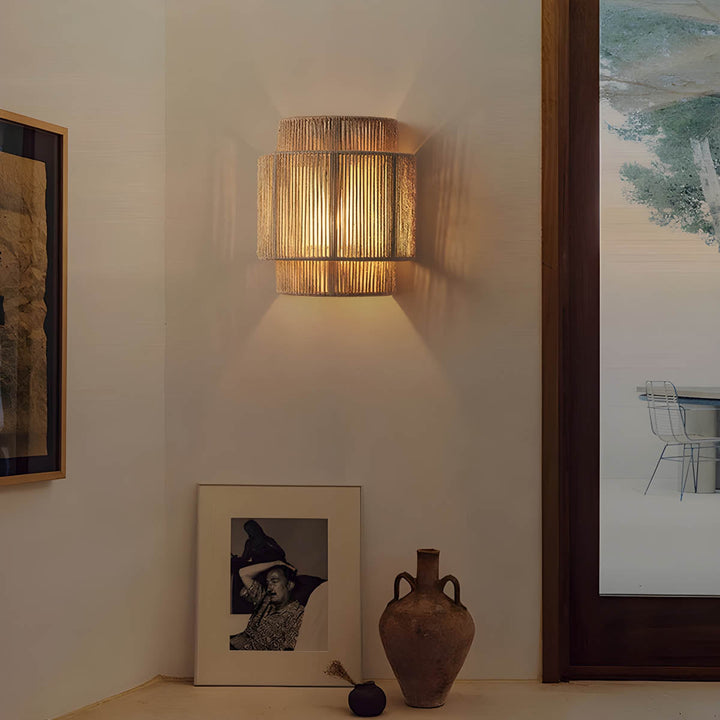 Skanto | LED-Wandleuchte – Modernes Design mit einstellbarer Helligkeit – Ideal für Wohnzimmer, Schlafzimmer & Flurbeleuchtung