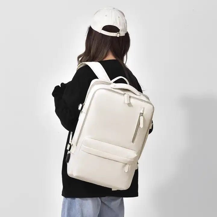 Skanto | UrbanPeak Geräumiger und vielseitiger Rucksack für Schule, Arbeit & Reisen – Wasserdicht & sicher