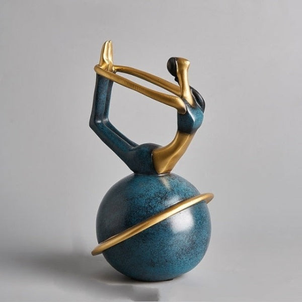 Skanto | Yoga-Frauenfigur-Skulptur