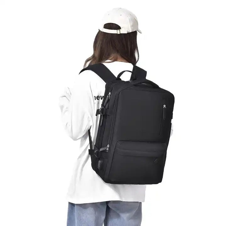 Skanto | UrbanPeak Geräumiger und vielseitiger Rucksack für Schule, Arbeit & Reisen – Wasserdicht & sicher