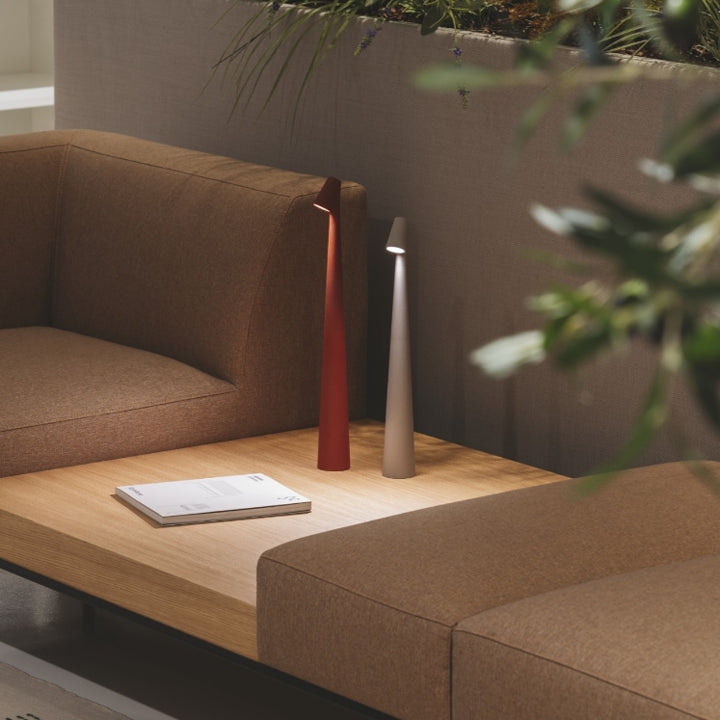 Skanto | Skulpturale Tischlampe