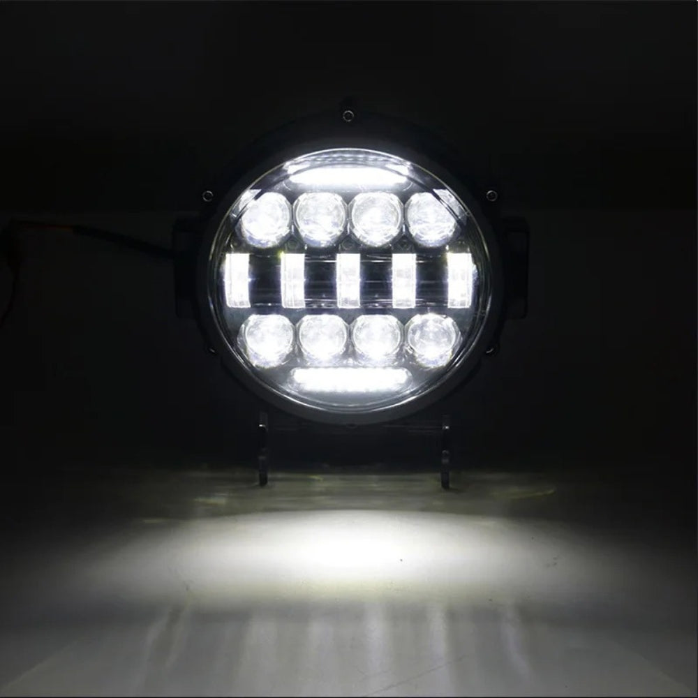 Skanto | Hochleistungs-LED-Fahrlicht 7" | Weitbereichs-Scheinwerfer für Auto & 4x4