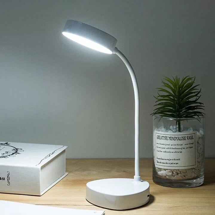 Skanto | LED-Nachttischlampe – Einstellbare weiße Lichtquelle für Nachttisch und Schlafzimmer