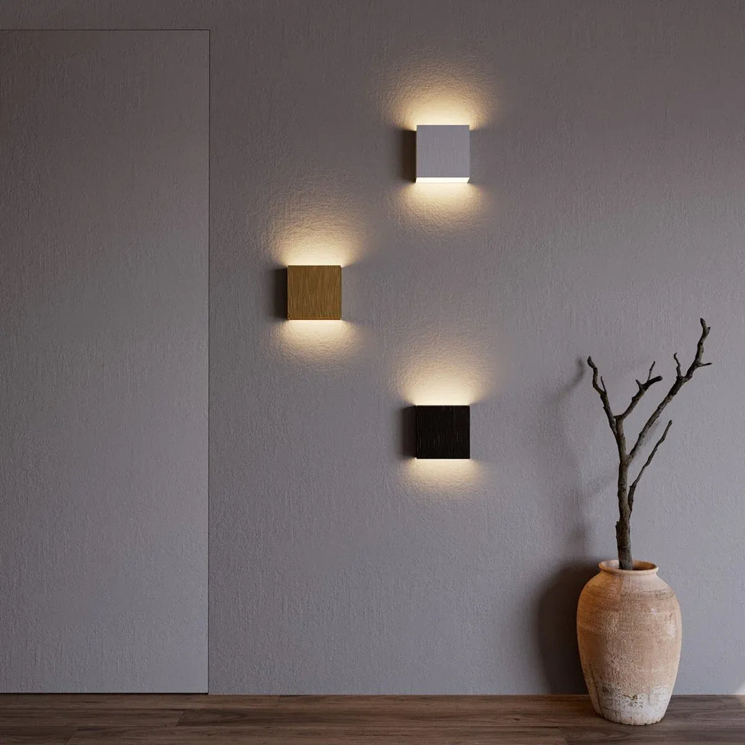 Skanto | ElegantBeam – Minimalistische Wandleuchte für anspruchsvolle Beleuchtung
