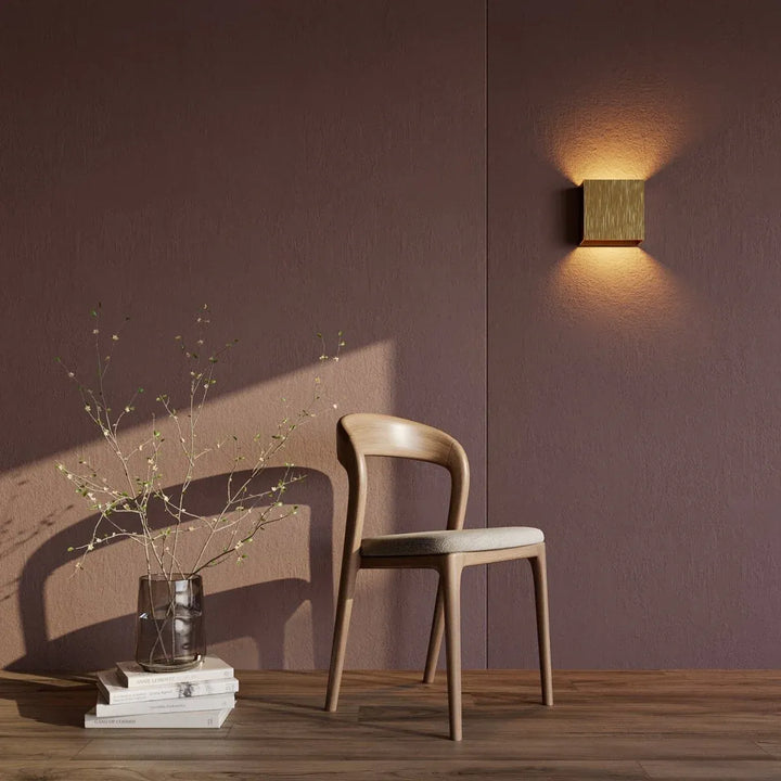 Skanto | ElegantBeam – Minimalistische Wandleuchte für anspruchsvolle Beleuchtung