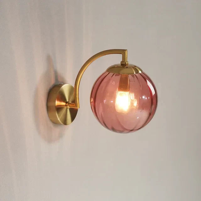 Skanto | Luxuriöse moderne Glas-Wandleuchte - CrystalGlow