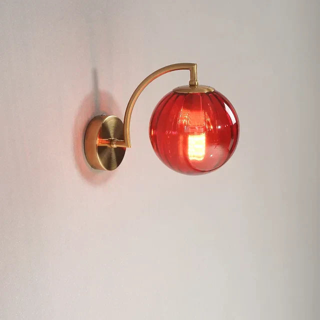 Skanto | Luxuriöse moderne Glas-Wandlampe - CrystalGlow