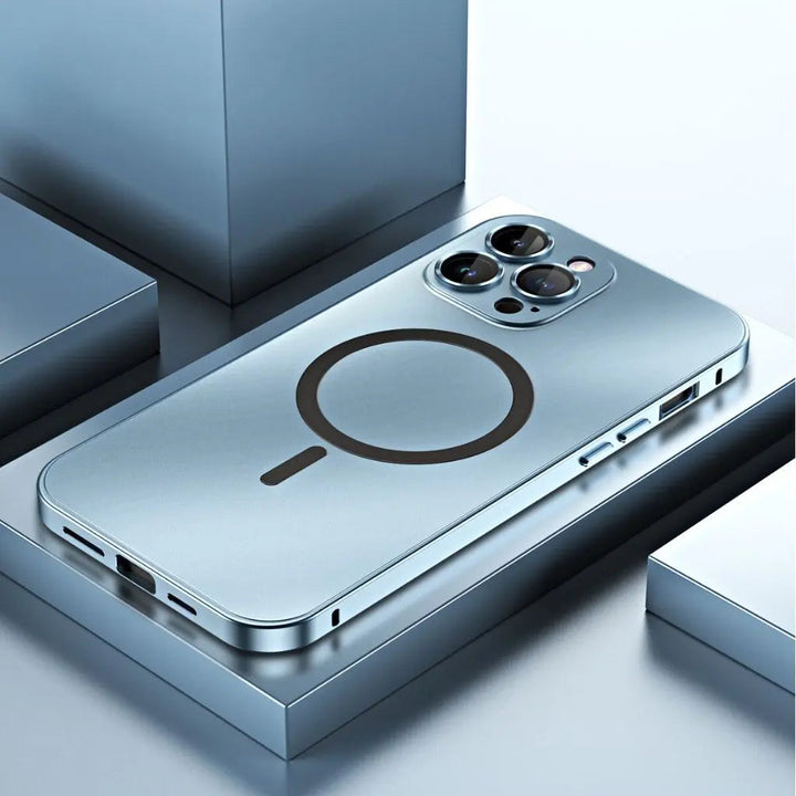 Skanto | Magnetische Metallhülle für iPhone – Robuster Schutz mit schlankem Design und MagSafe-Kompatibilität
