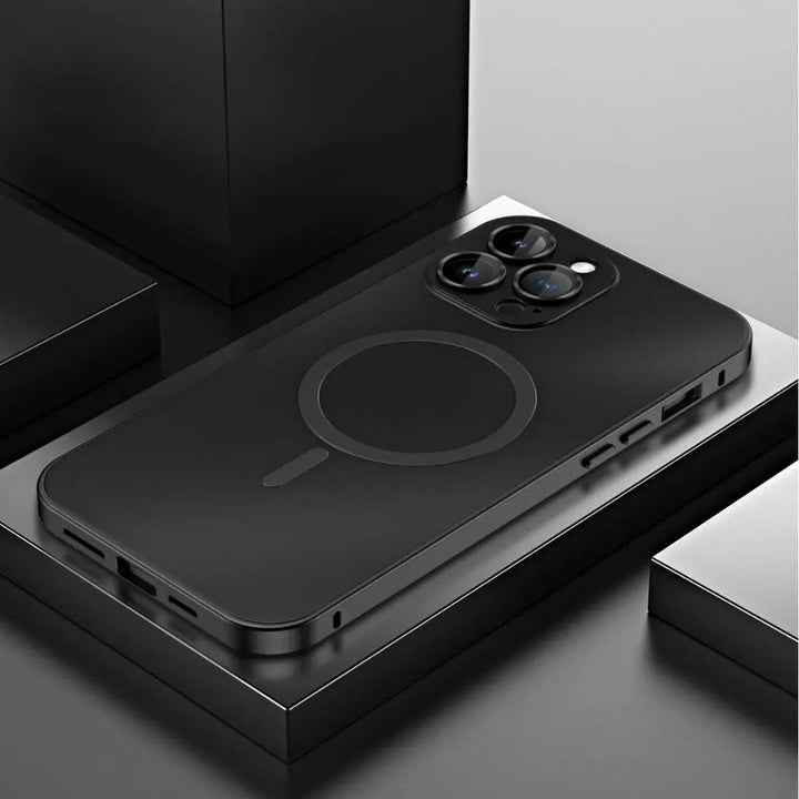 Skanto | Magnetische Metallhülle für iPhone – Robuster Schutz mit schlankem Design und MagSafe-Kompatibilität