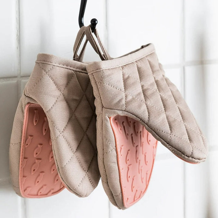 Skanto | Finley – Hitzebeständiger Silikon-Ofenhandschuh in Fischform