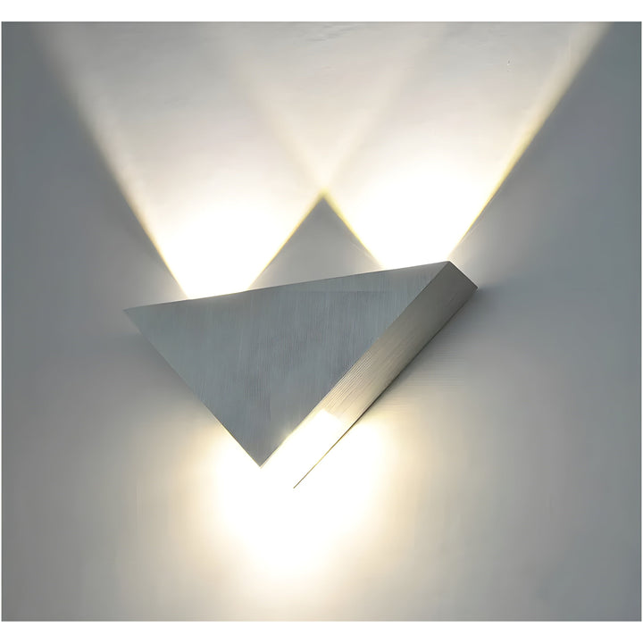Skanto | Light - Moderne Dreieck-Wandleuchte LED-Wandlampe