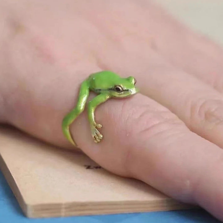 Skanto | Verspielter Mini-Frosch verstellbarer Ring für einzigartigen Stil