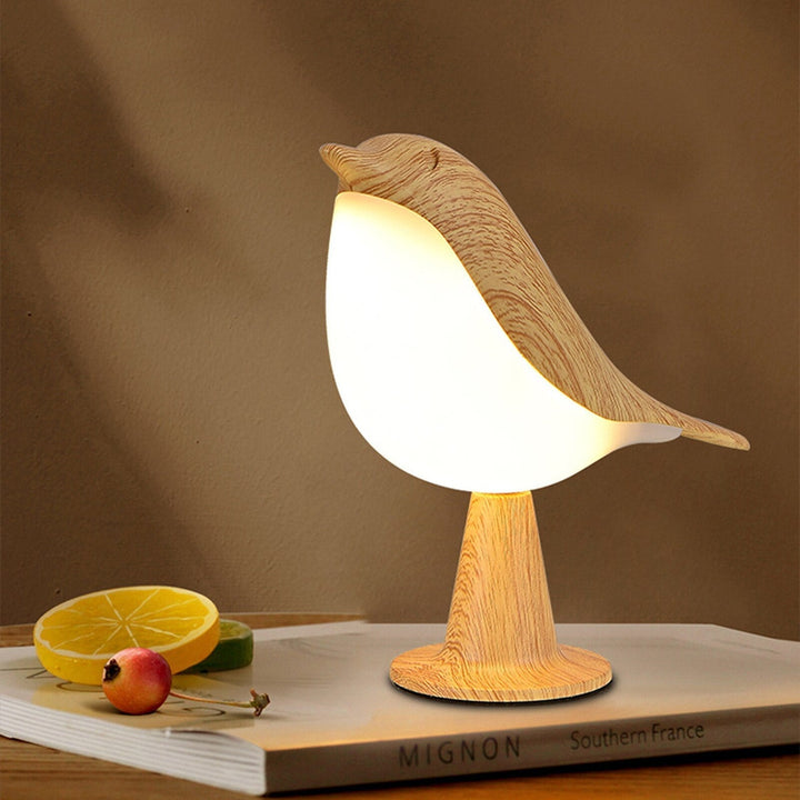 Skanto | Moderne LED Tischlampe im Vogel-Design
