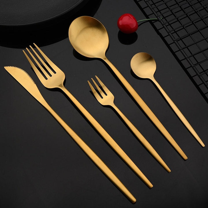 Skanto | RoyalGlimmer Gold-Besteckset – Gold-Besteckset für eine luxuriöse Tischdekoration