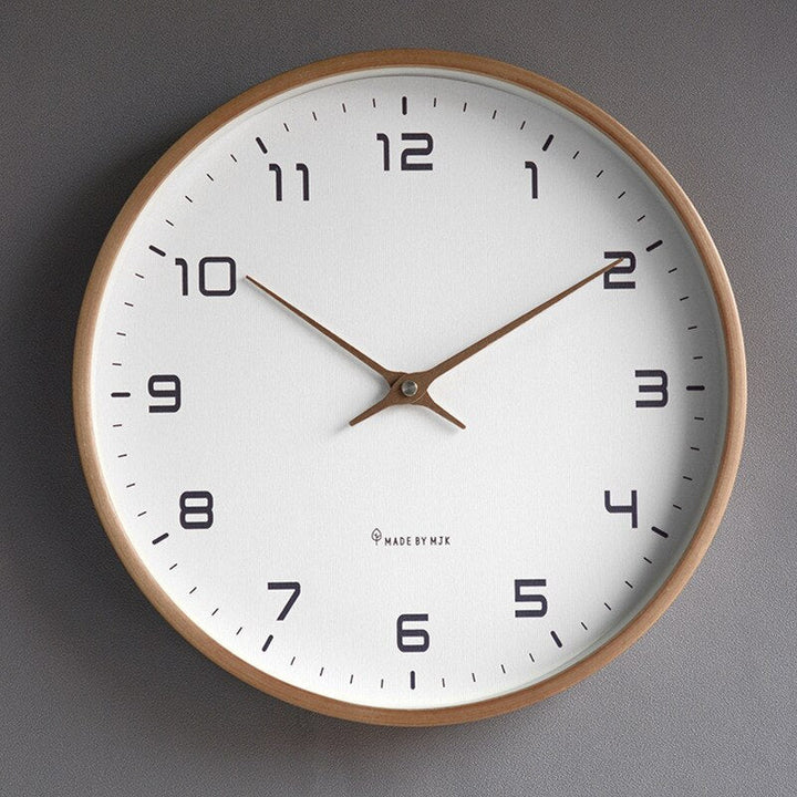 Skanto | LUNDTIME – Leise Wanduhr aus Holz im skandinavischen Design