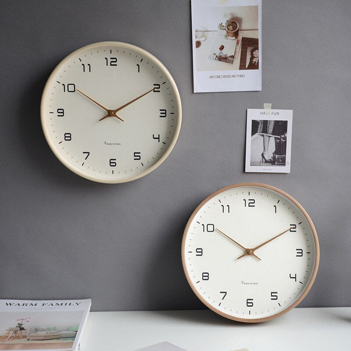 Skanto | LUNDTIME – Leise Wanduhr aus Holz im skandinavischen Design
