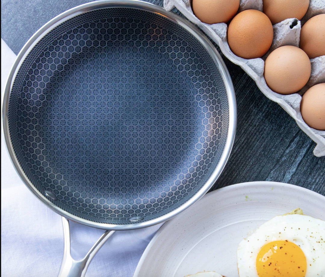 Skanto | Premium Edelstahl-Bratpfanne mit Antihaft-Pixel-Technologie – Perfekt für gesundes Braten