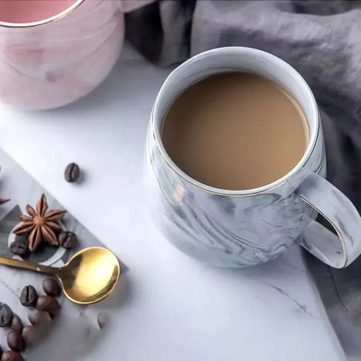 Skanto | Pastellfarbene Keramik-Kaffeetasse mit Marmormuster
