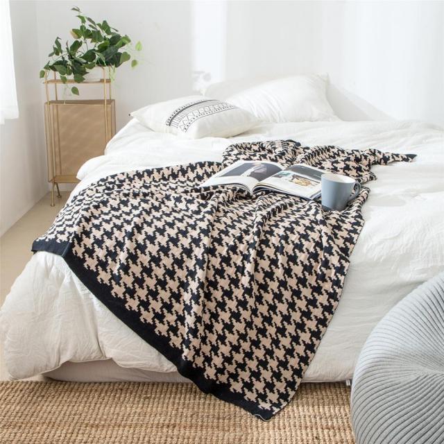 Skanto | PlaidLuxe Hahnentritt Kuscheldecke | Karodesign | Weich & Gemütlich | Verschiedene Größen