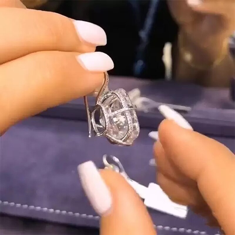 Skanto | Luxuriöse weiße Zirkonia-Ohrhänger für Damen