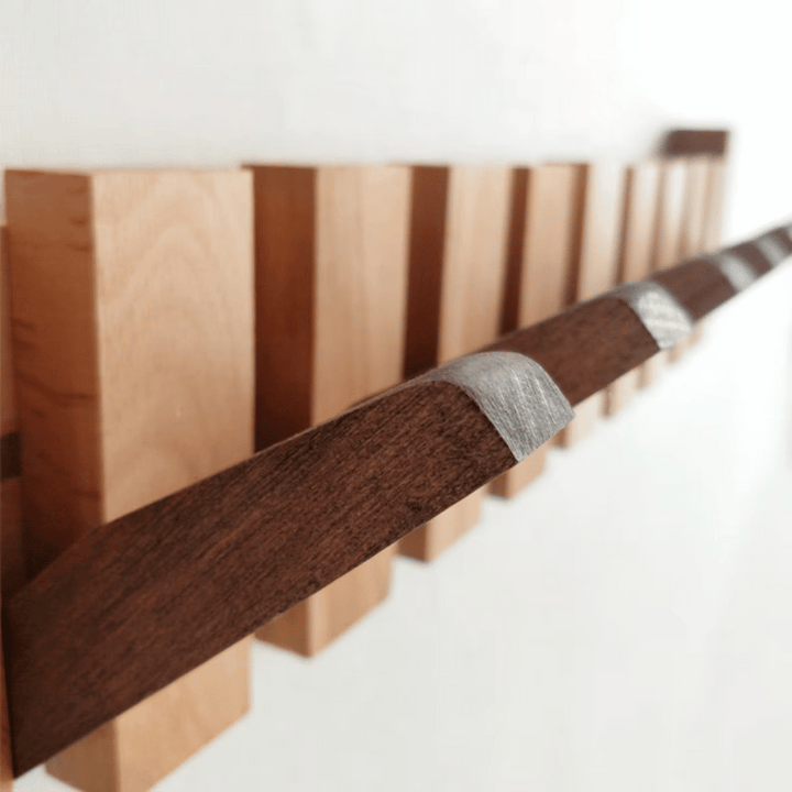 Skanto | Garderobe - PianoWood - Handgemachtes Design - 5-13 Haken
