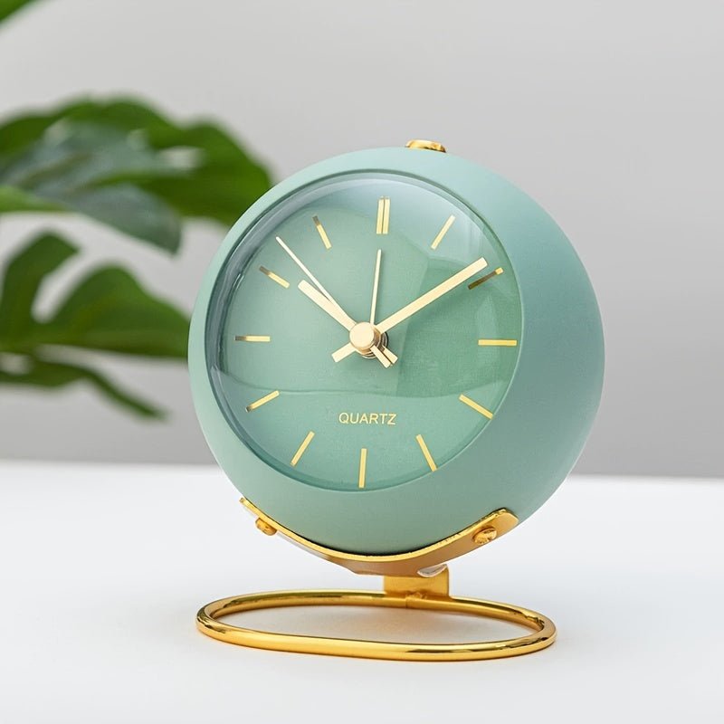 Skanto | Buzzley Retro Stiller Wecker – Vintage Metall-Analogwecker mit Nachtlicht