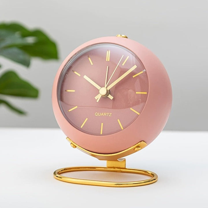 Skanto | Buzzley Retro Stiller Wecker – Vintage Metall-Analogwecker mit Nachtlicht