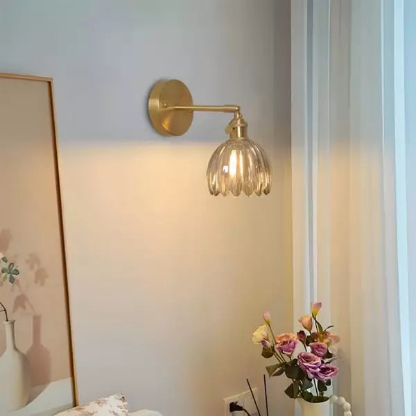 Skanto | Glas-Tulpen-Wandleuchte | Elegante Blumenbeleuchtung für ein stilvolles Interieur – MurCharm