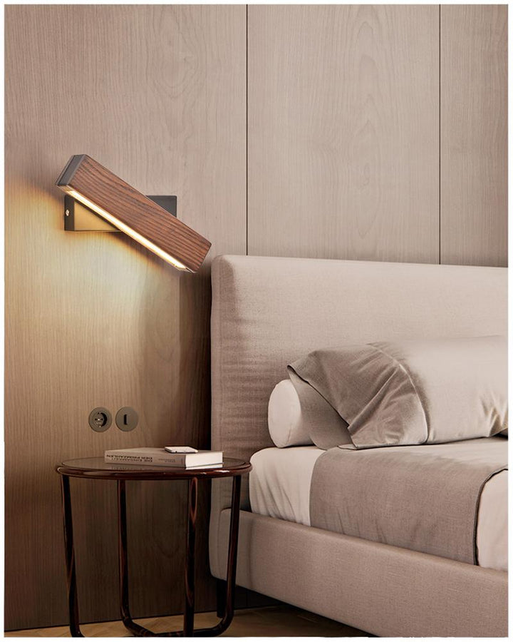 Skanto | Drehbare Holz-LED-Wandlampe - Jasper