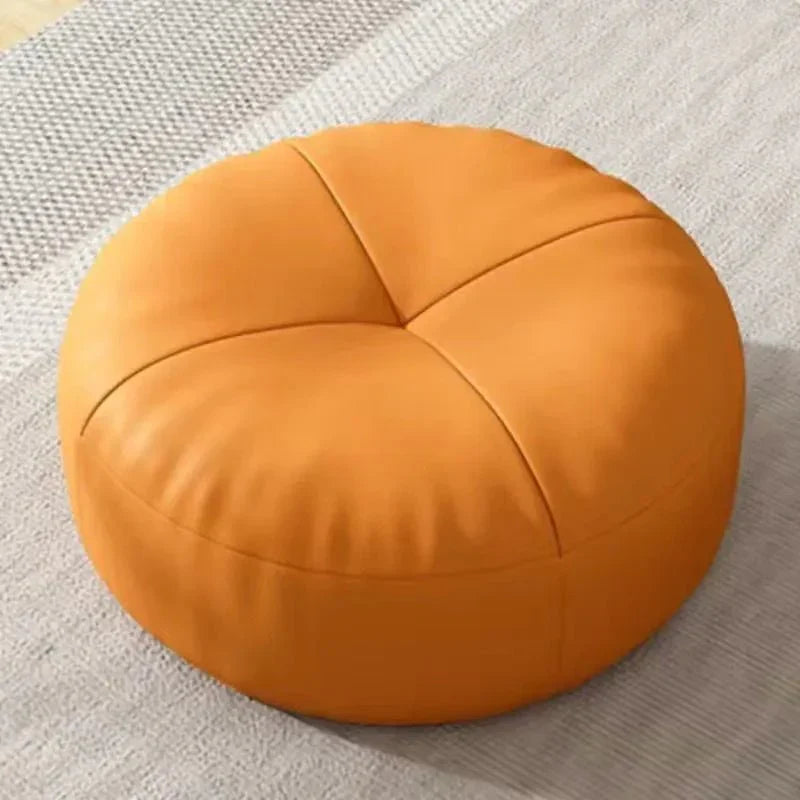 Skanto | Bodenkissen aus Nappaleder im schlichten japanischen Stil