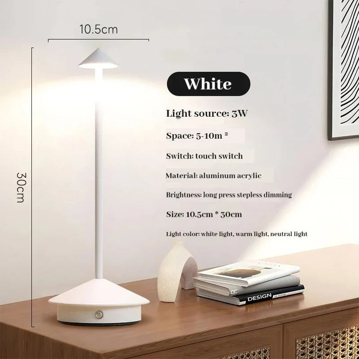 Skanto | Elegante wiederaufladbare Metall-Tischlampe