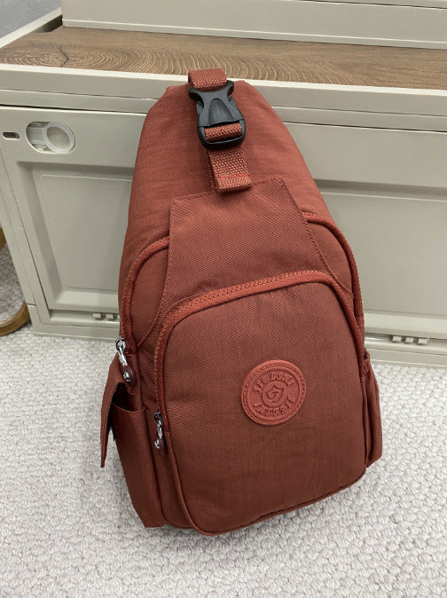Skanto | 2-in-1 Wandelbarer Rucksack für Damen