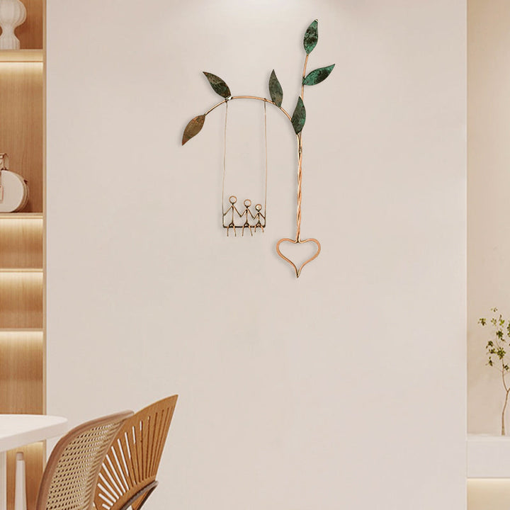 Skanto | „Rooted in Heart“ Schaukel-Wanddekoration