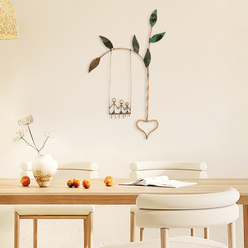 Skanto | „Rooted in Heart“ Schaukel-Wanddekoration