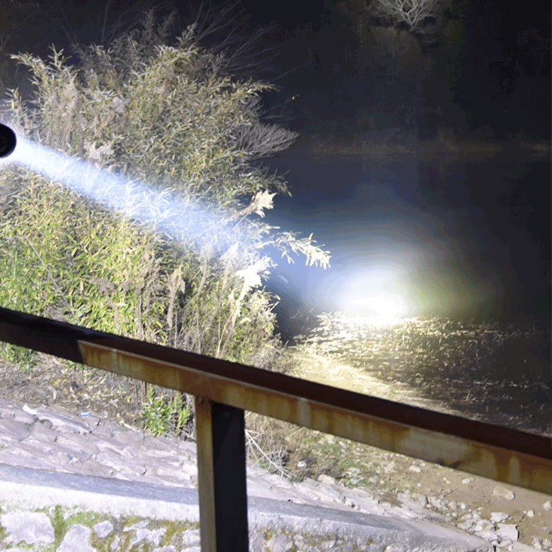 Skanto | Vielseitige LED-Nackenlampe mit einstellbarer Helligkeit
