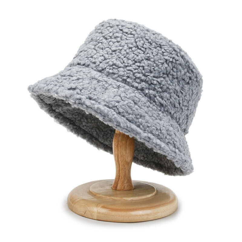 Skanto | Livia Damen Teddy Bucket Hat aus warmer Lammwolle