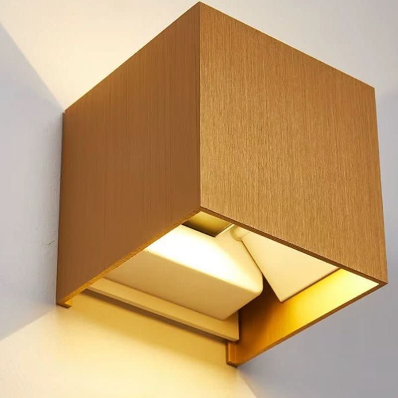 Skanto | Wetterfeste Cube Up Down LED-Außenleuchte