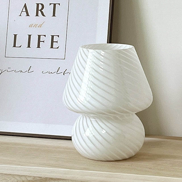 Skanto | Pilzförmige Glas-LED-Schreibtischlampe